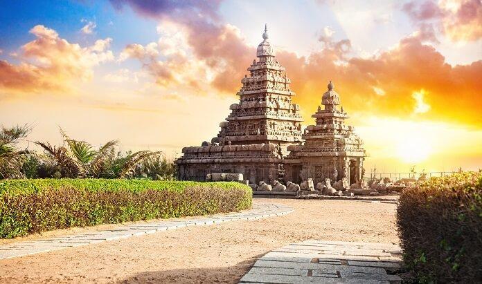 10 ancient temples in India.