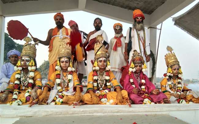Varanasi’s Extraordinary Rituals & Festivals